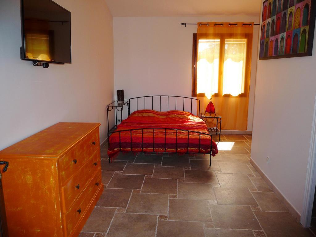 Bed and Breakfast La Bastide Des Selves Draguignan Pokoj fotografie